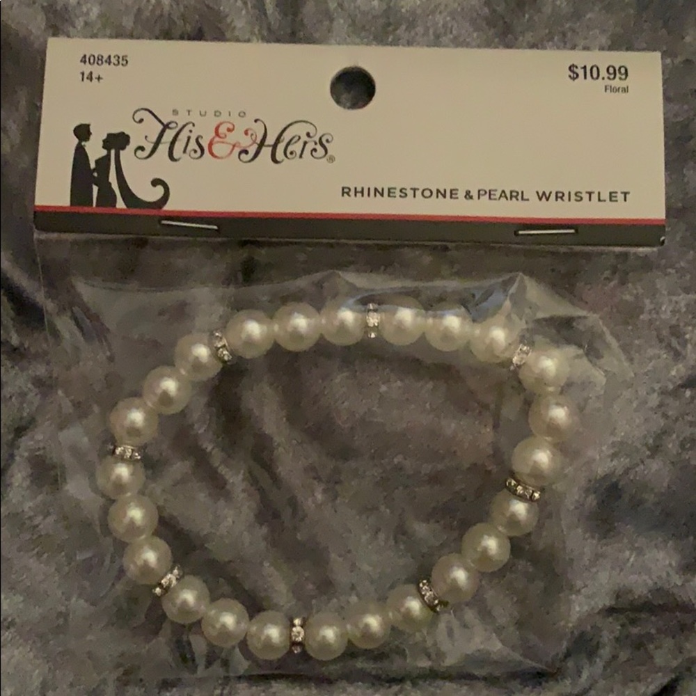 Bracelet